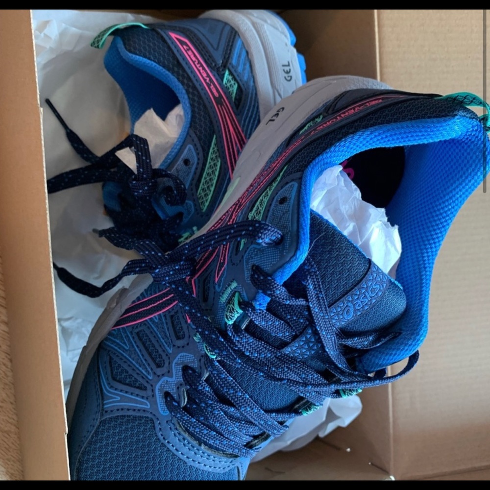 Only worn once ASICS - Picture 6 of 8